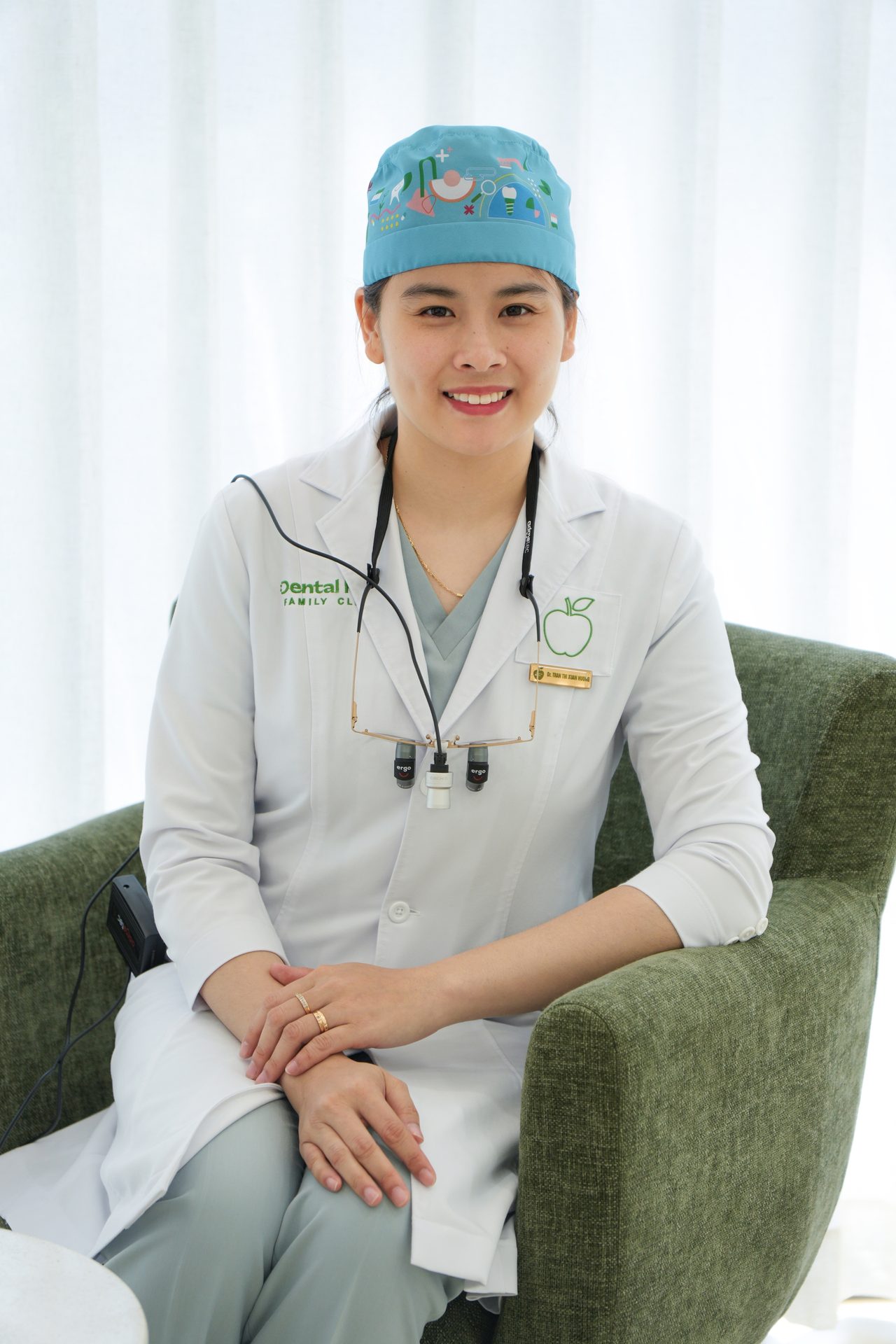 Dr. Huong